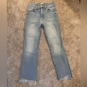 MOTHER The Insider Crop Denim Step Fray